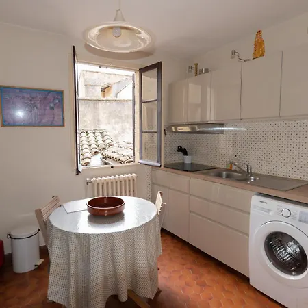 Uzes, La Rochette Uzès